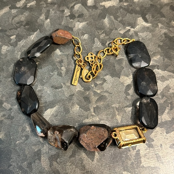 Oscar de la Renta Quartz & Raw Crystal Fashion Necklace Gold Tone Burgundy - Picture 4 of 6